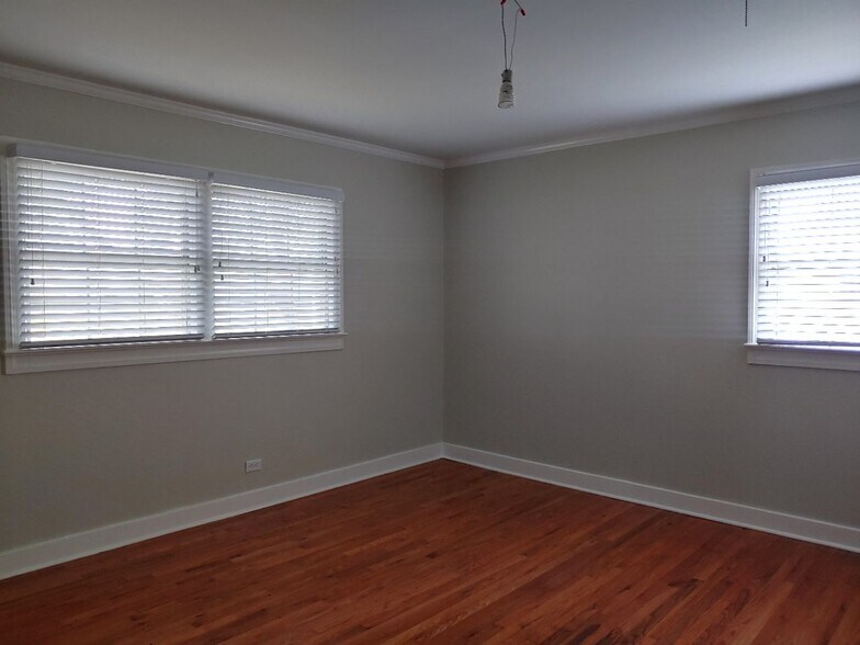 Bedroom - 620 S Polk St