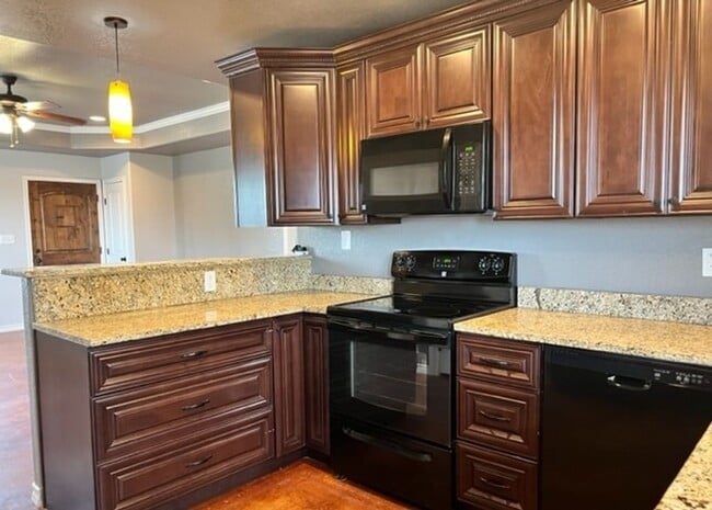 Building Photo - 2-Bedroom Barndominium