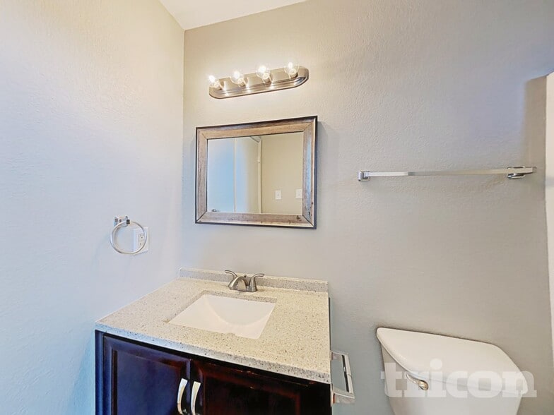 Building Photo - 1214 Bayberry Way