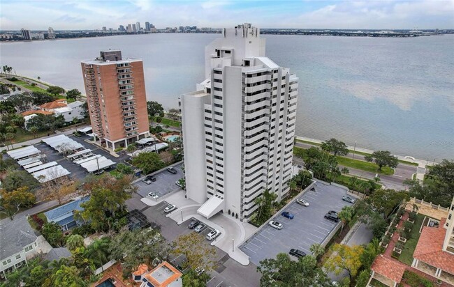 Building Photo - 4141 Bayshore Blvd