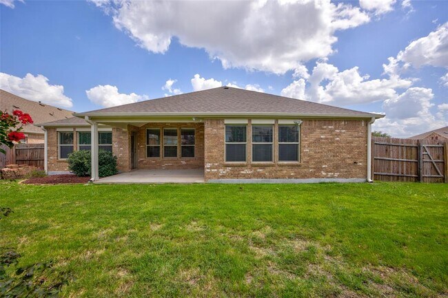 Building Photo - 2000 Cactus Mound Dr