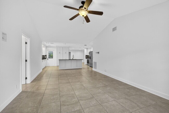 Building Photo - 1776 The 12th Fairway