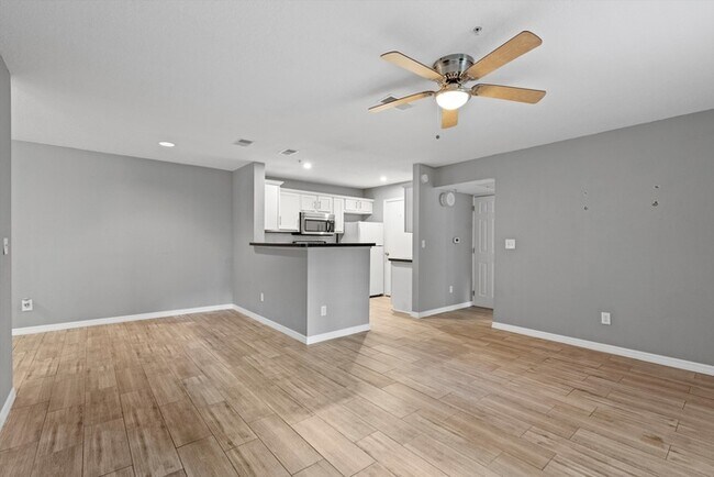 Building Photo - 7701 Timberlin Park Blvd