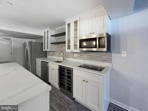 Building Photo - 14444 General Washington Dr