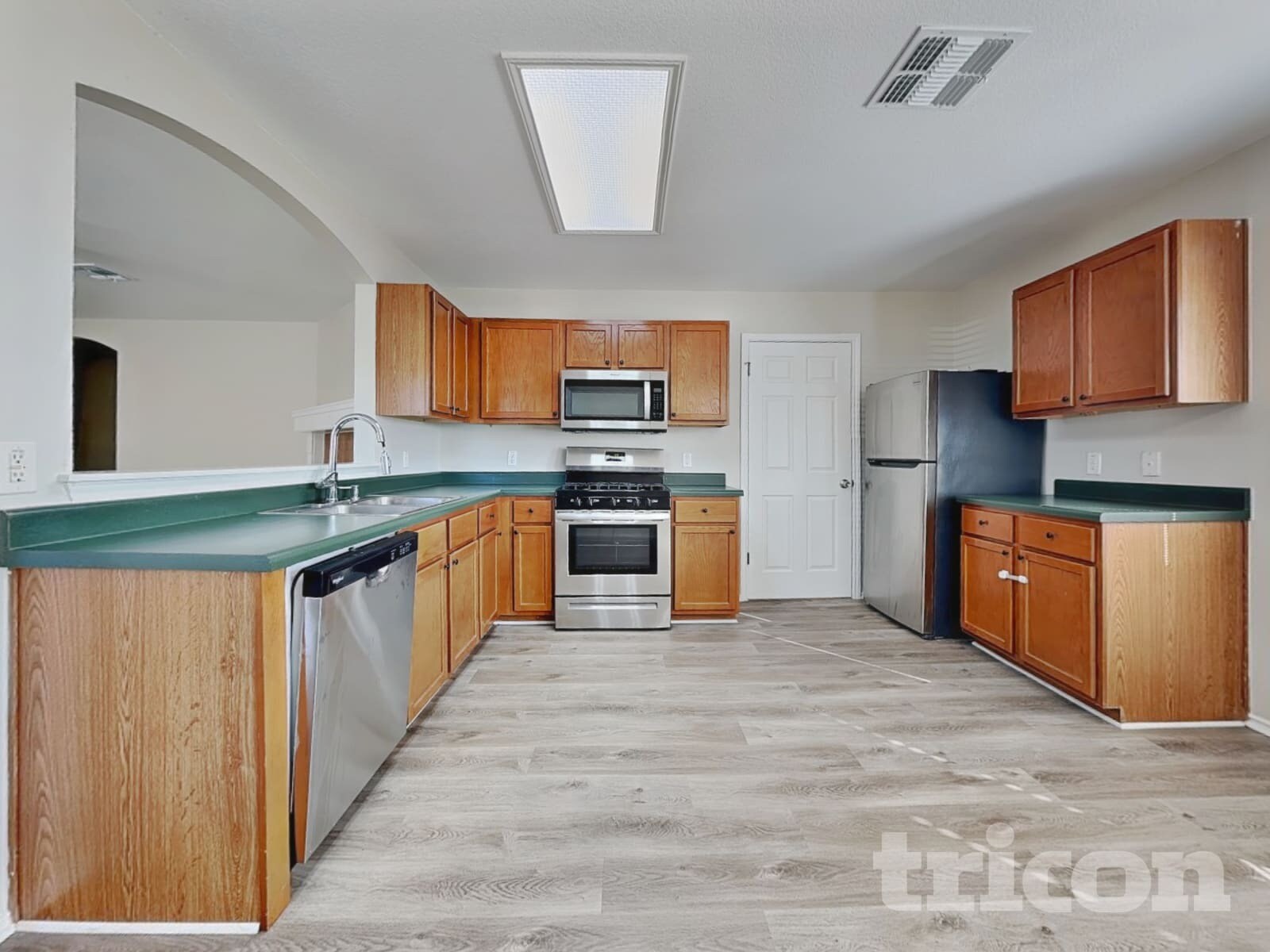 Building Photo - 228 Fall Creek Dr