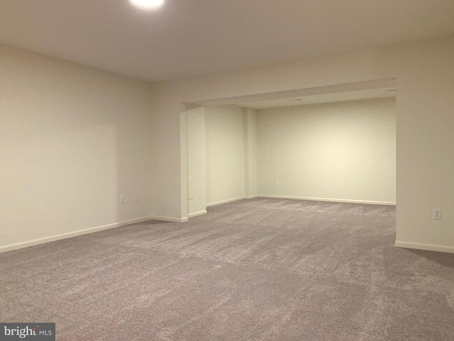 Building Photo - 211 Merrill Ct