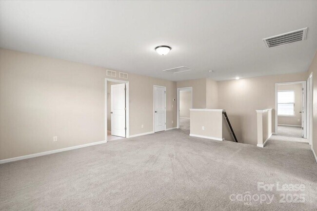 Building Photo - 2433 Chinkapin Ct