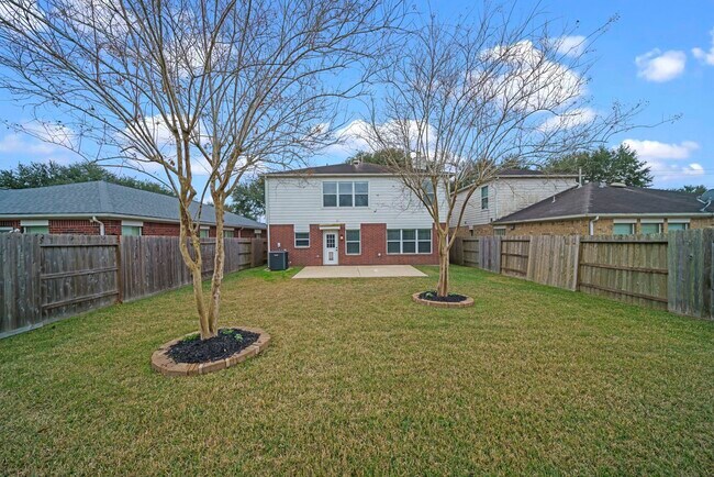 Building Photo - 10411 Deer Branch