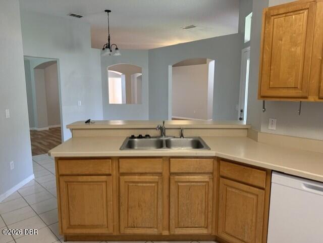 Building Photo - 16 Fernmeadow Ln