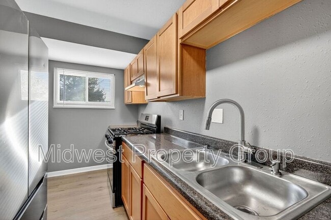 Building Photo - 148 Glen Garry Rd