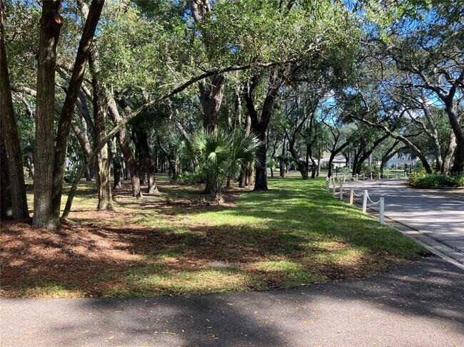 Building Photo - 11703 Raintree Village Blvd