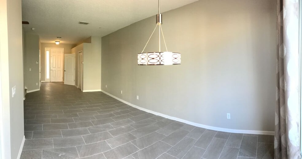 Building Photo - 709 Fortanini Cir