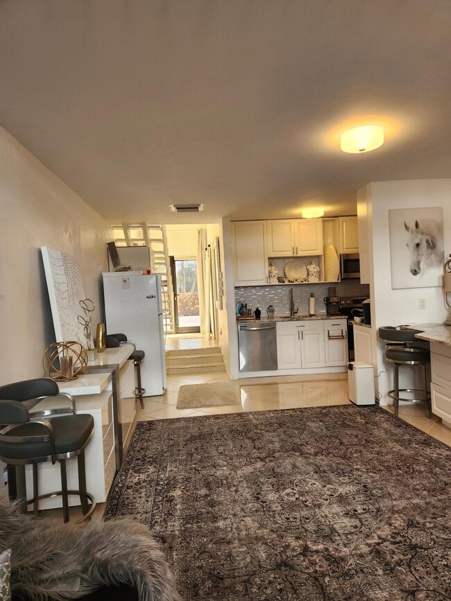 Building Photo - 3589 S Ocean Blvd