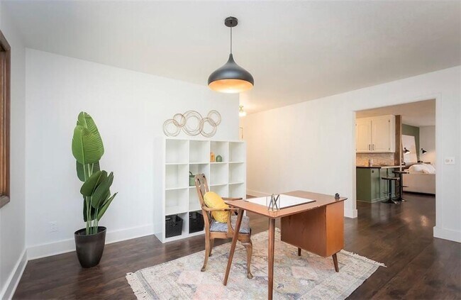 Building Photo - 6 Lambeth Cir