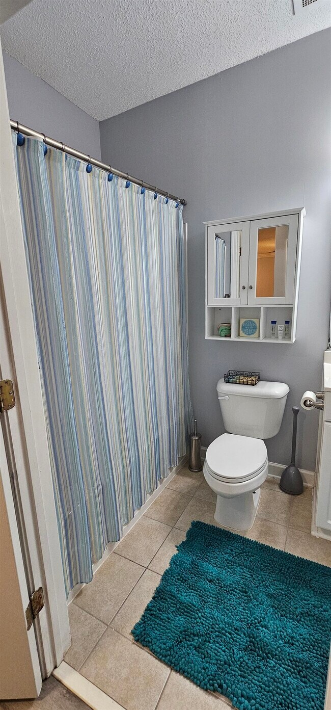 Building Photo - 304 Kiskadee Loop