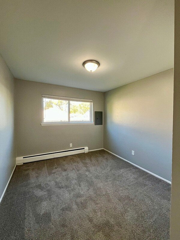 Building Photo - 1760 St Johns Blvd