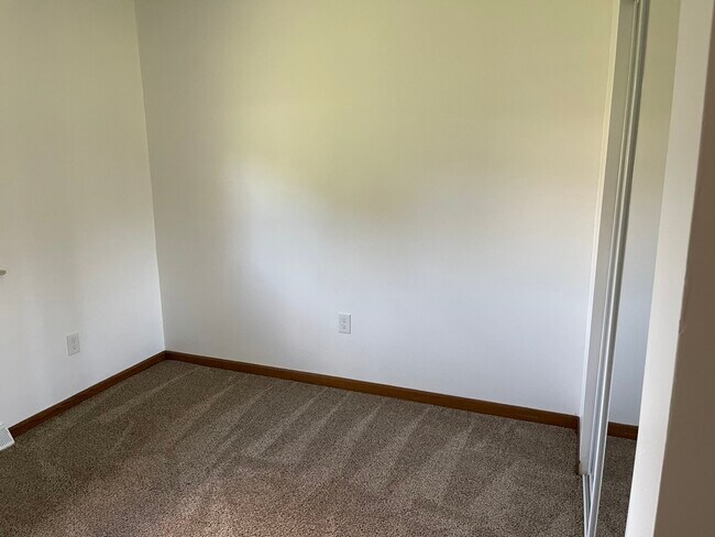 Building Photo - 1380 Beechnut Dr