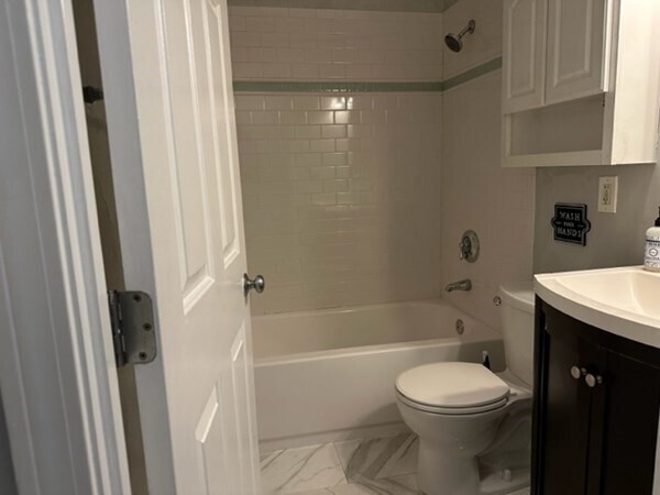 Building Photo - 47 N Mead St