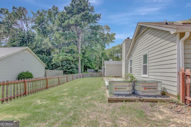 Building Photo - 506 Iris Glen