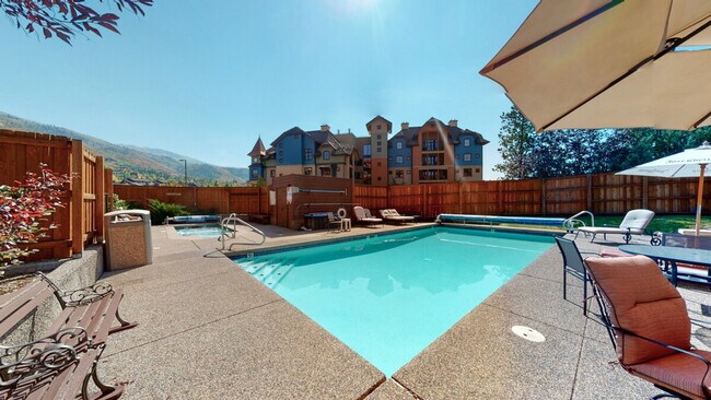 Building Photo - 2200 Apres Ski Way