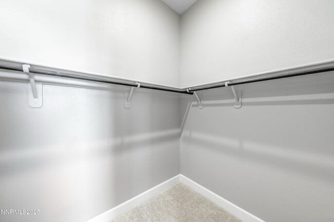 Building Photo - 1513 Golf Club Dr