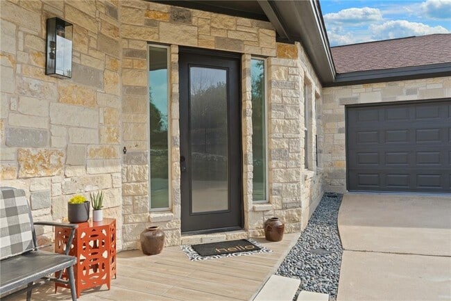 Building Photo - 13301 Lone Rider Trail