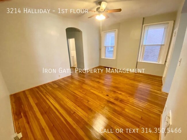 Building Photo - 3214 Halliday-1st floor