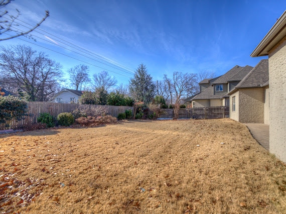 Building Photo - 8680 East 105th Ct S