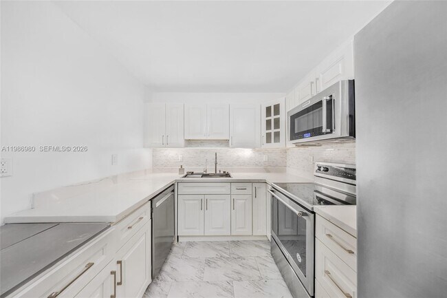 Building Photo - 600 Three Islands Boulevard