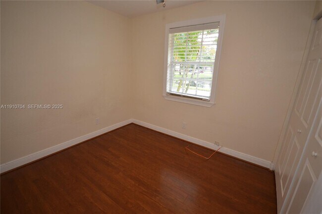 Building Photo - 2119 Nova Village Dr