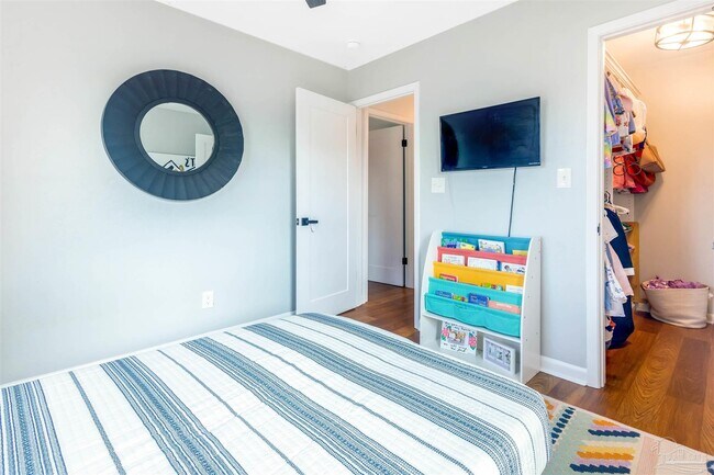 Building Photo - 4261 Obregon Dr