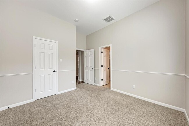 Building Photo - 108 Latitude Ln