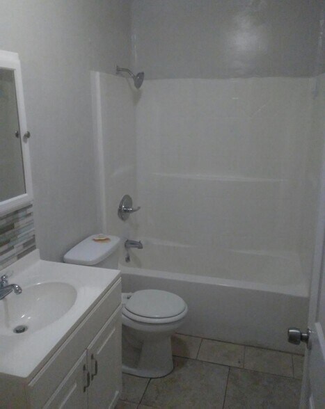 Bathroom 1 of 2 - 926 30th St NW