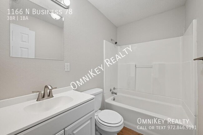 Building Photo - 1166 N Texas 78 Business