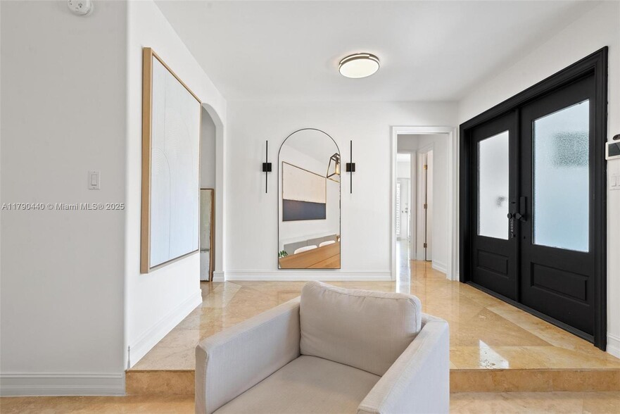 Building Photo - 14700 SW 78th Ave