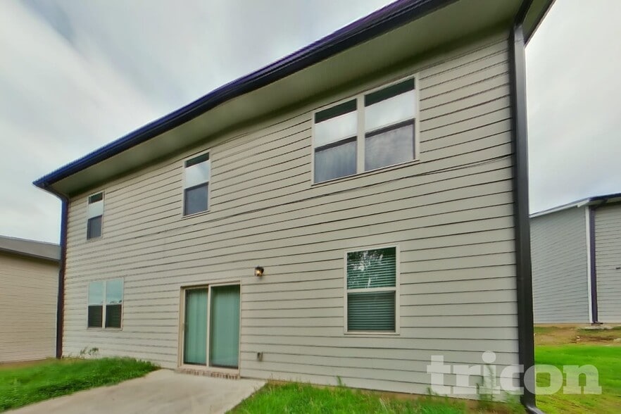 Building Photo - 83 Leyland Ct