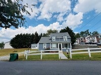 Building Photo - 605 Republic Rd