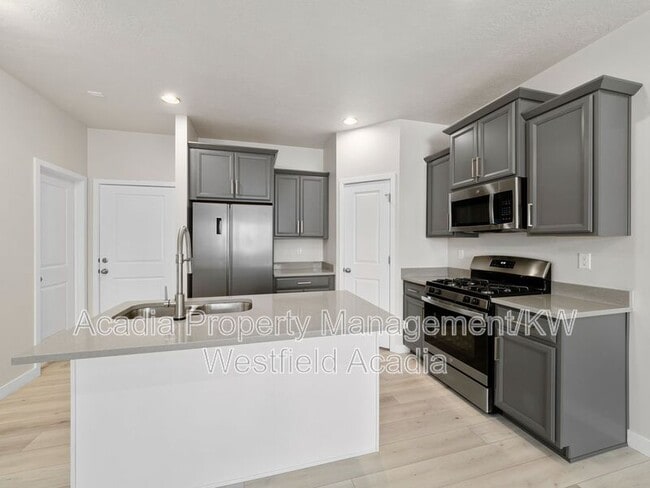 Building Photo - 15083 S Reins Wy