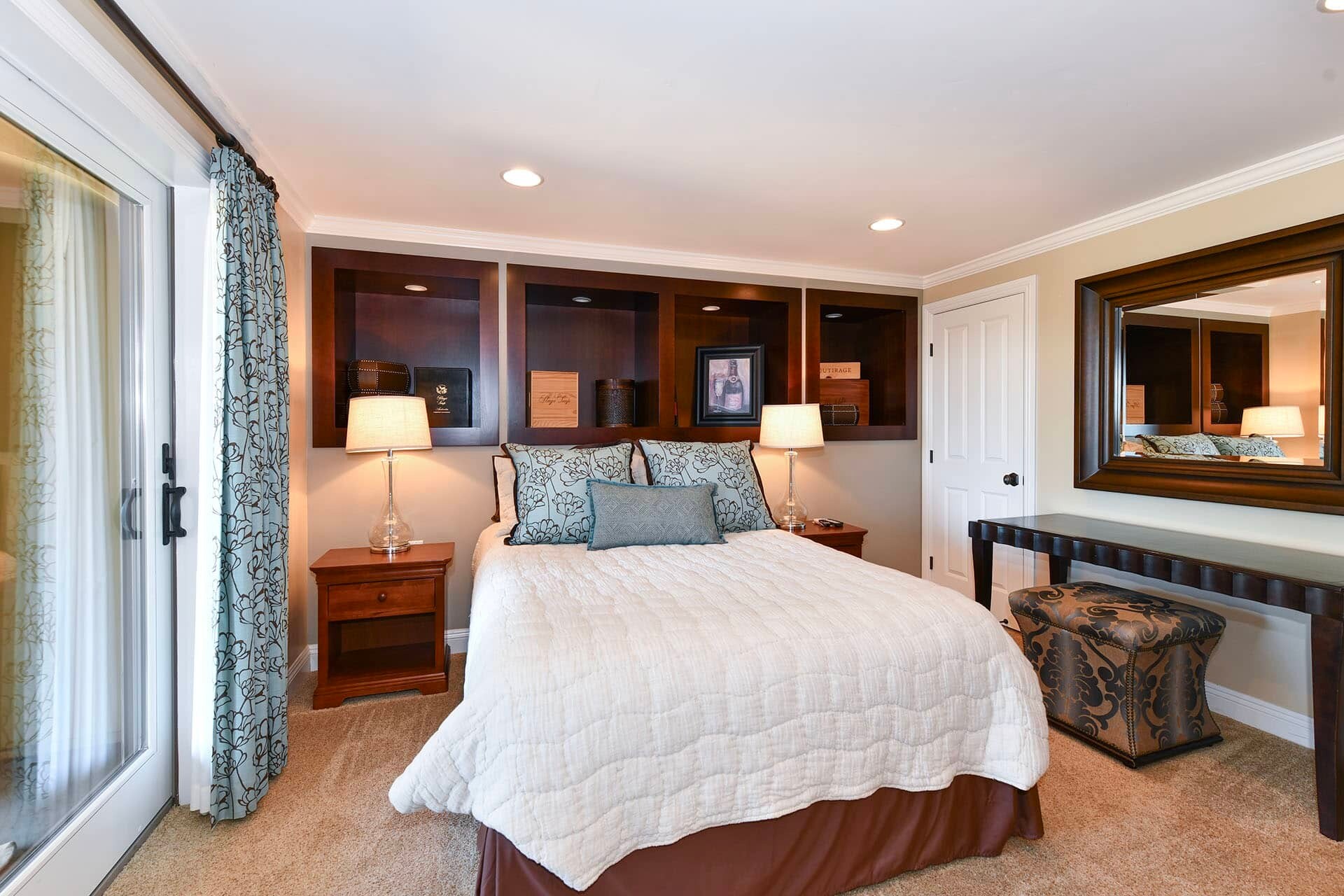 Building Photo - 21 Pinnacle Peak St