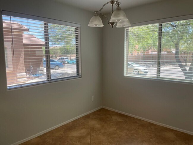 Building Photo - 7184 S Mission Springs Dr