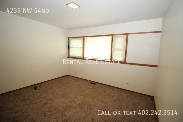 Building Photo - 4239 NW 54nd-
