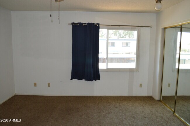 Building Photo - 5442 W El Caminito Dr