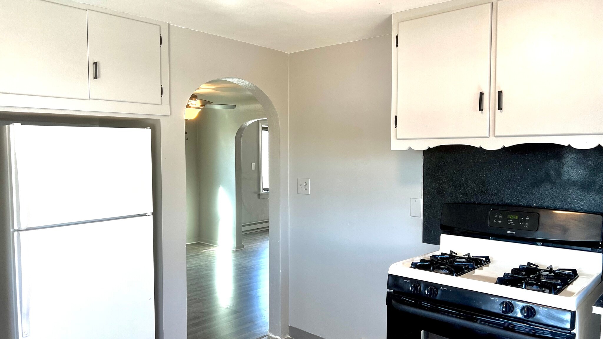 Kitchen - 420 Taylor St