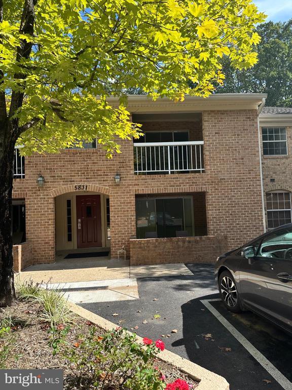 Building Photo - 5831 Cove Landing Rd