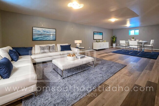 Building Photo - Spacious & Updated 4 Bedroom, 3 Bathroom Twin Home in Ammon (Idaho Falls) for Rent by Real Proper...