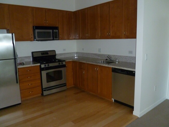 large kitchen area - 1020 12th St