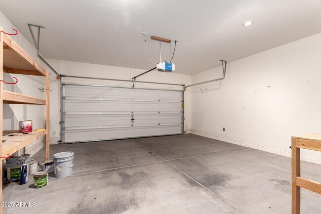 Building Photo - 5875 N 195th Dr