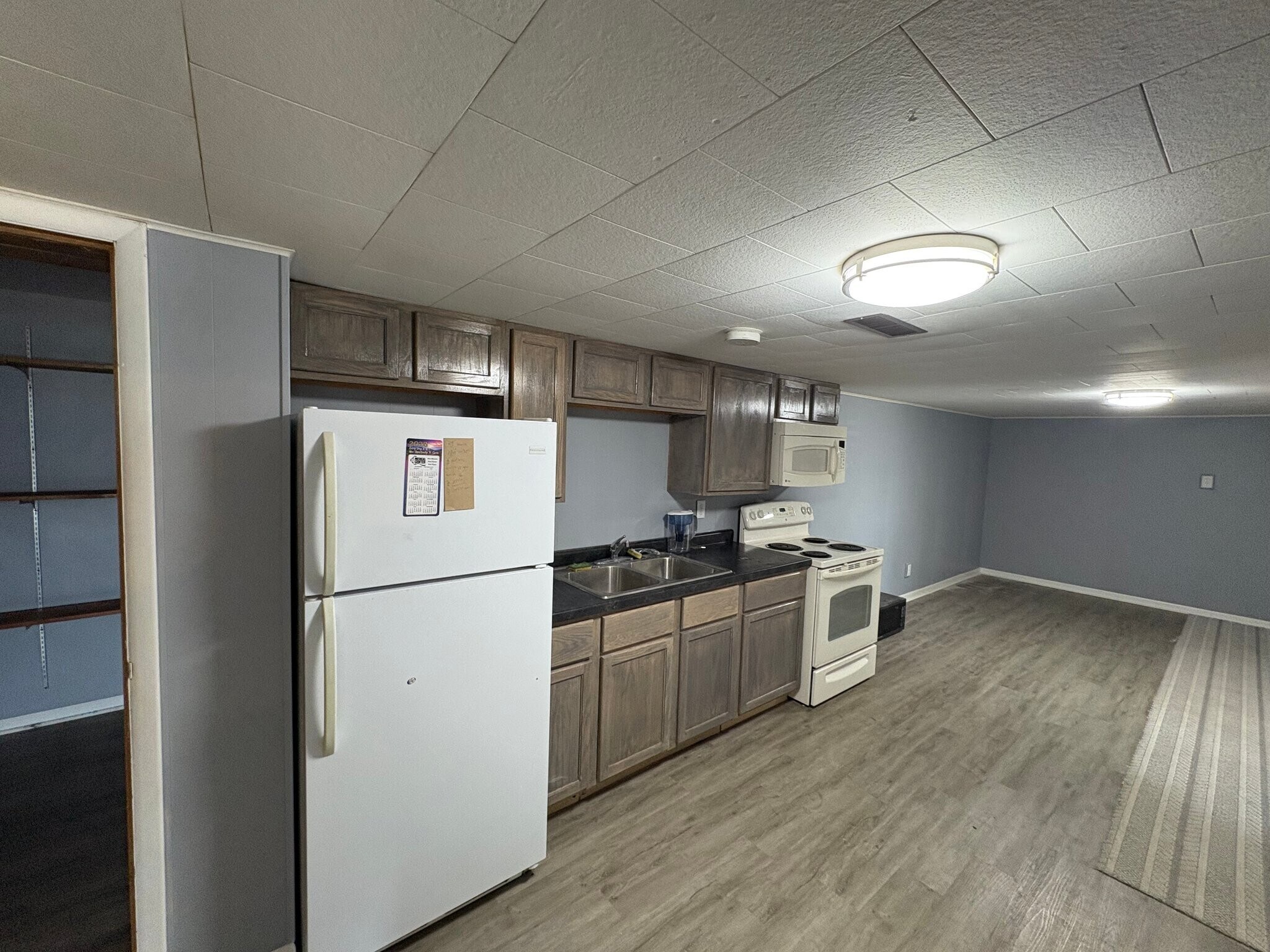 Building Photo - 661 Reynoldswood Rd