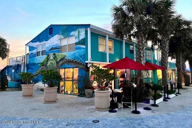 Building Photo - 1715 N Merrimac Dr