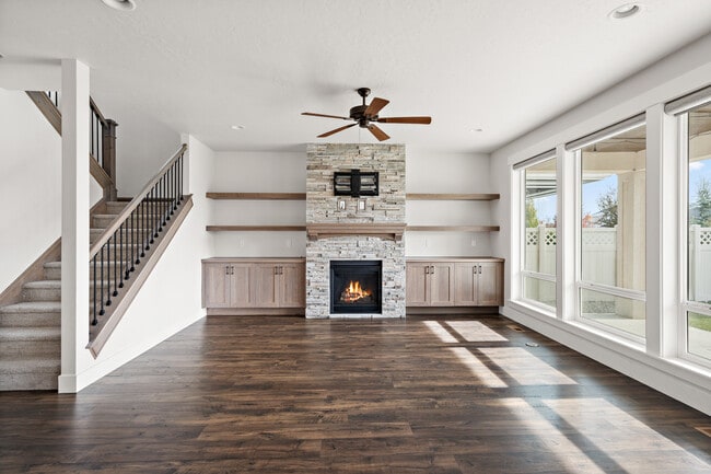 Building Photo - 4269 W Ravenna St